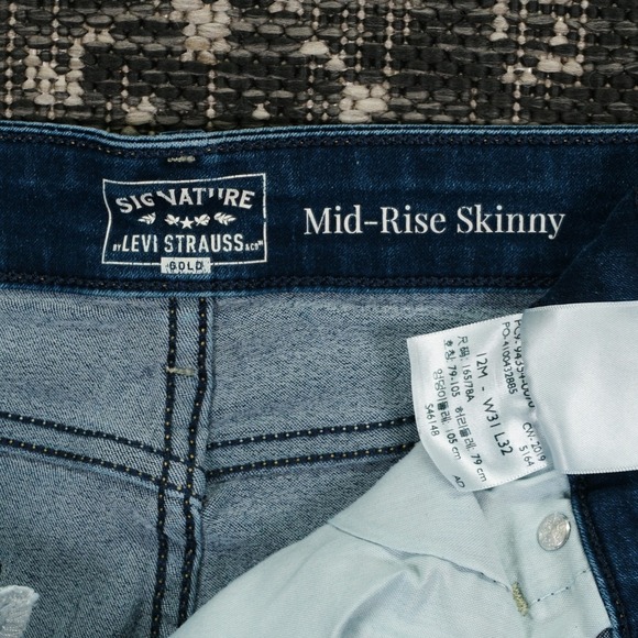 Signature Levi Strauss Women's Skinny Jeans Dark Wash Mid Rise Stretch Denim 12M - Picture 7 of 12